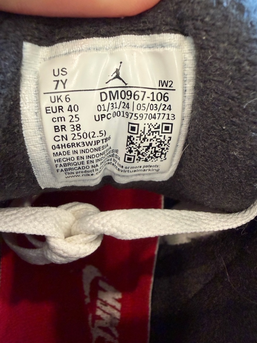 Nike Air Jordan 3 Retro White Cement Grey Shoes size 7Y - Picture 12 of 13